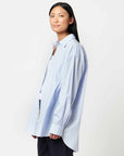 merz b schwanen oversize shirt04 white denim blue