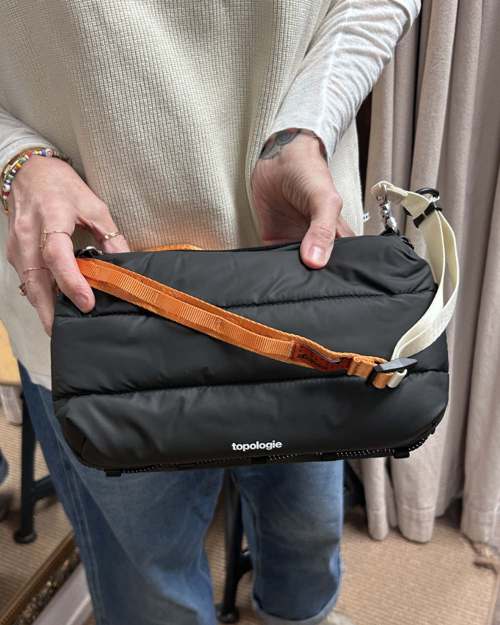 topologie bottle sacoche large puffer black and utility sling