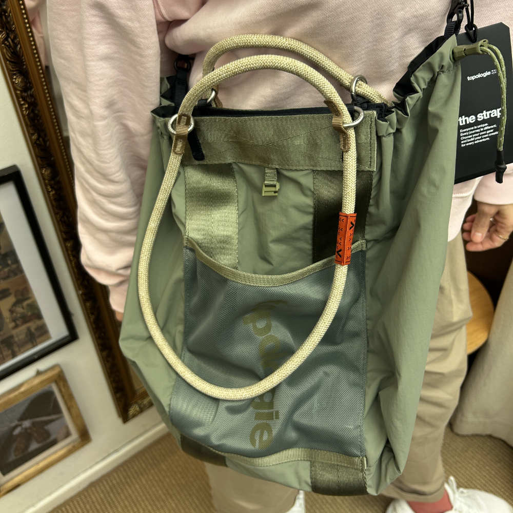 topologie summit tote medium moss black and puffer strap marshmallow and the loop rope 10mm