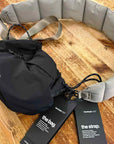 topologie reversible bucket black and puffer strap moss