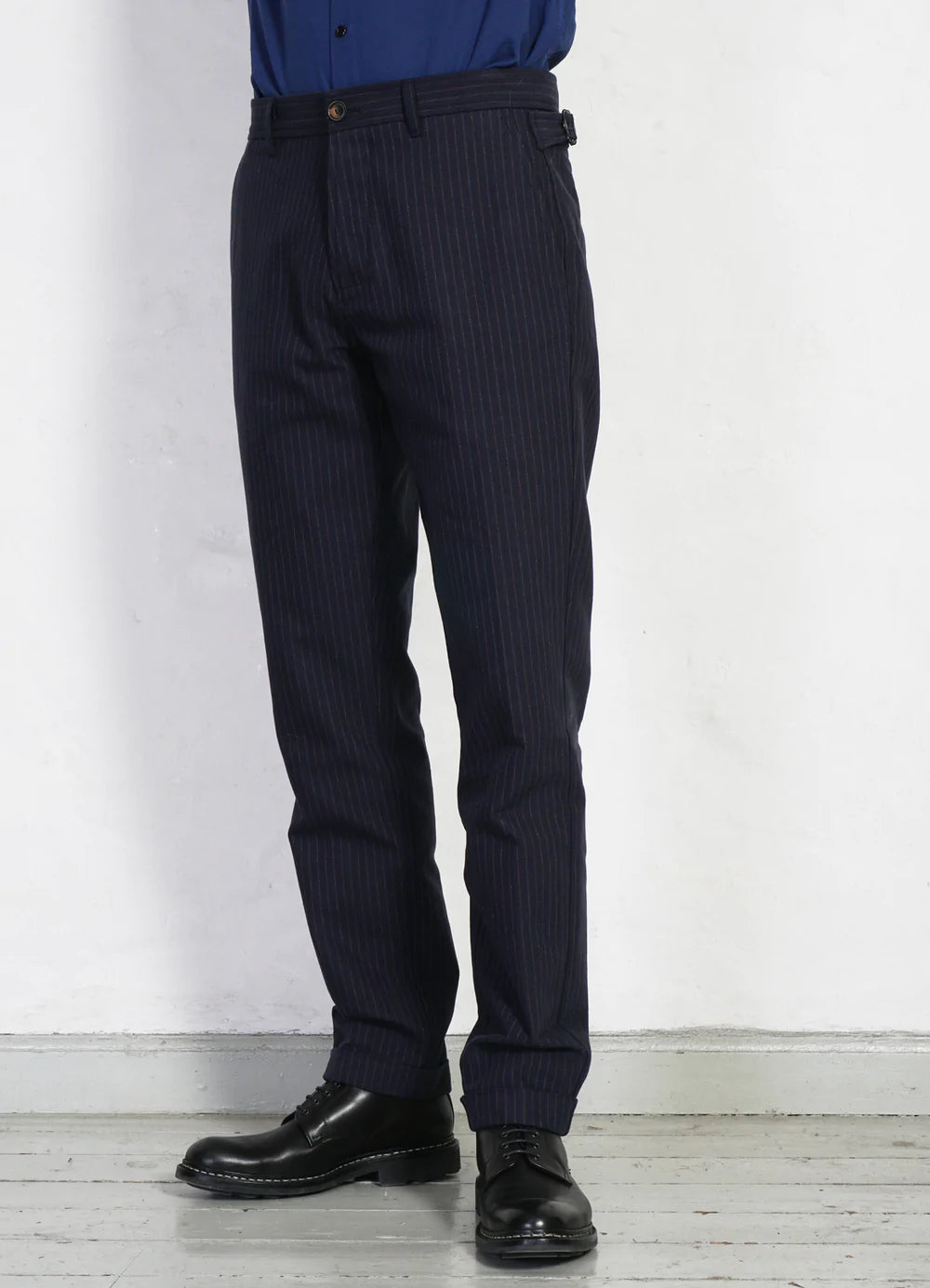 hansen finn side buckle regular trousers blue pin (LAST SIZE LARGE