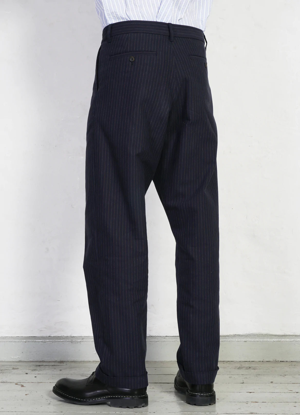 hansen sune pleated wide cut trousers blue pin (LAST SIZE MEDIUM