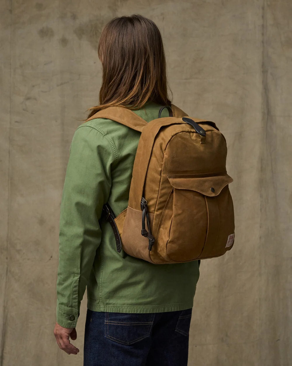 filson journeyman backpack tan