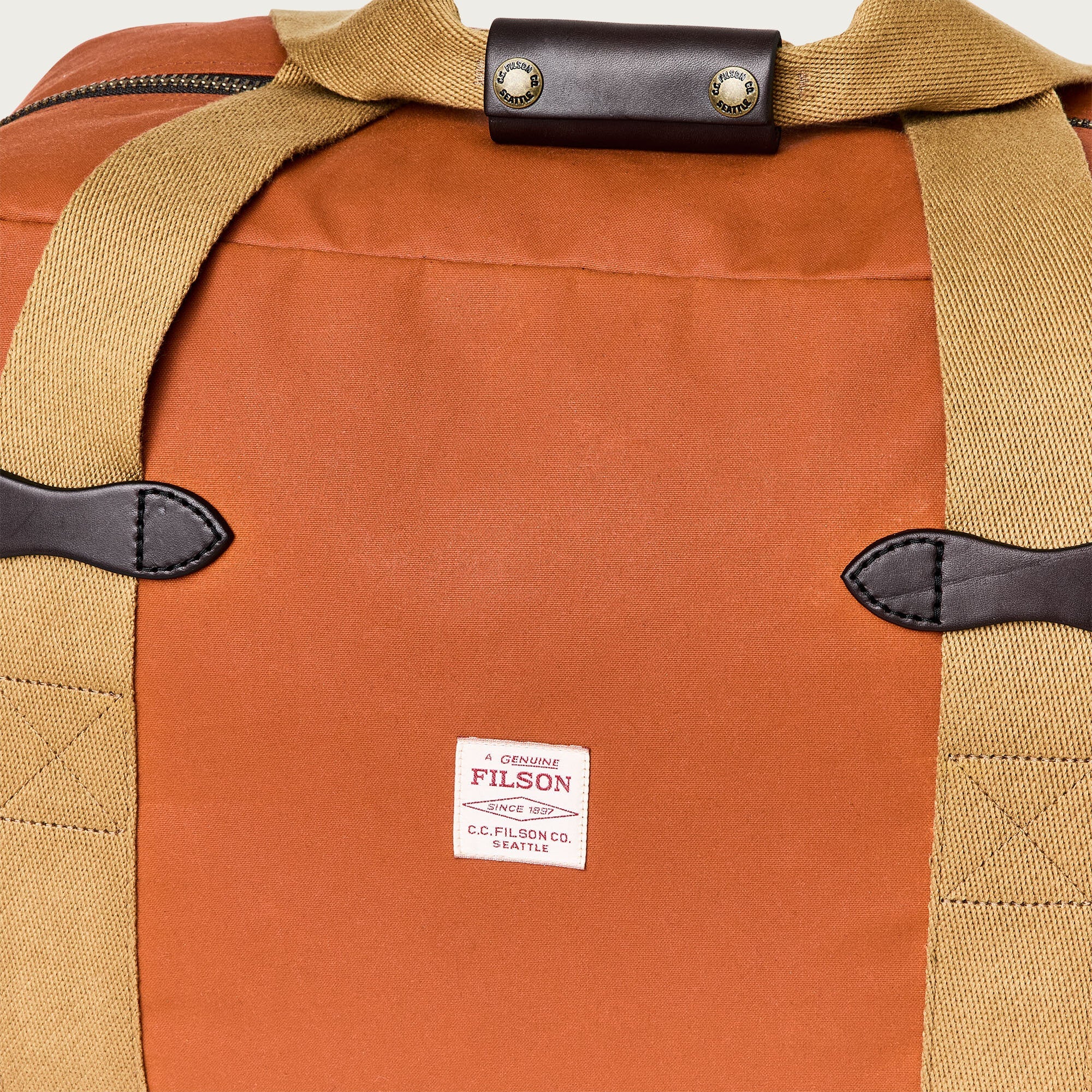 旅行かばん・小分けバッグ FILSON / Small Tin Cloth Duffle Bag Rust