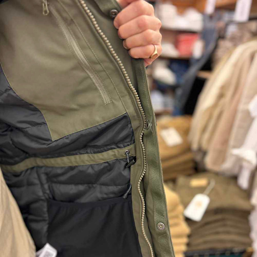 fjallraven nuuk lite parka m laurel green