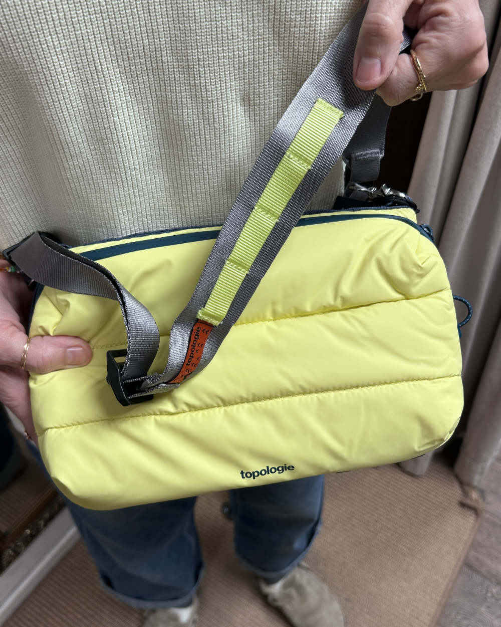 topologie bottle sacoche large canary yellow and utility sling