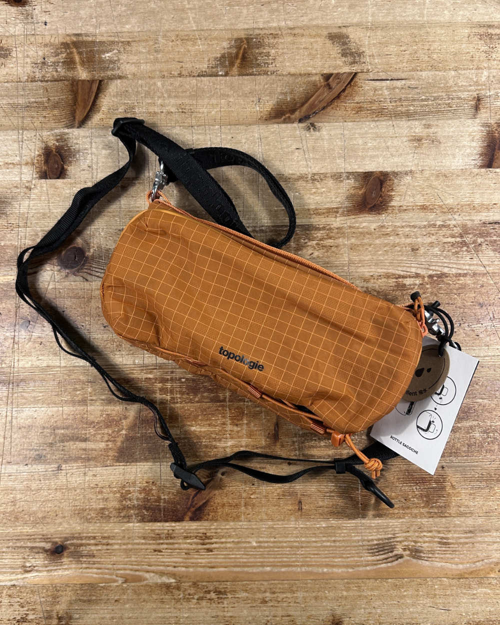 topologie bottle sacoche medium burn orange ripstop and utility sling black