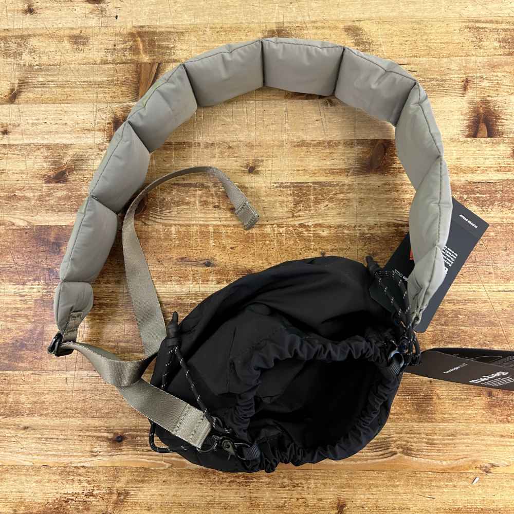 topologie reversible bucket black and puffer strap moss – www