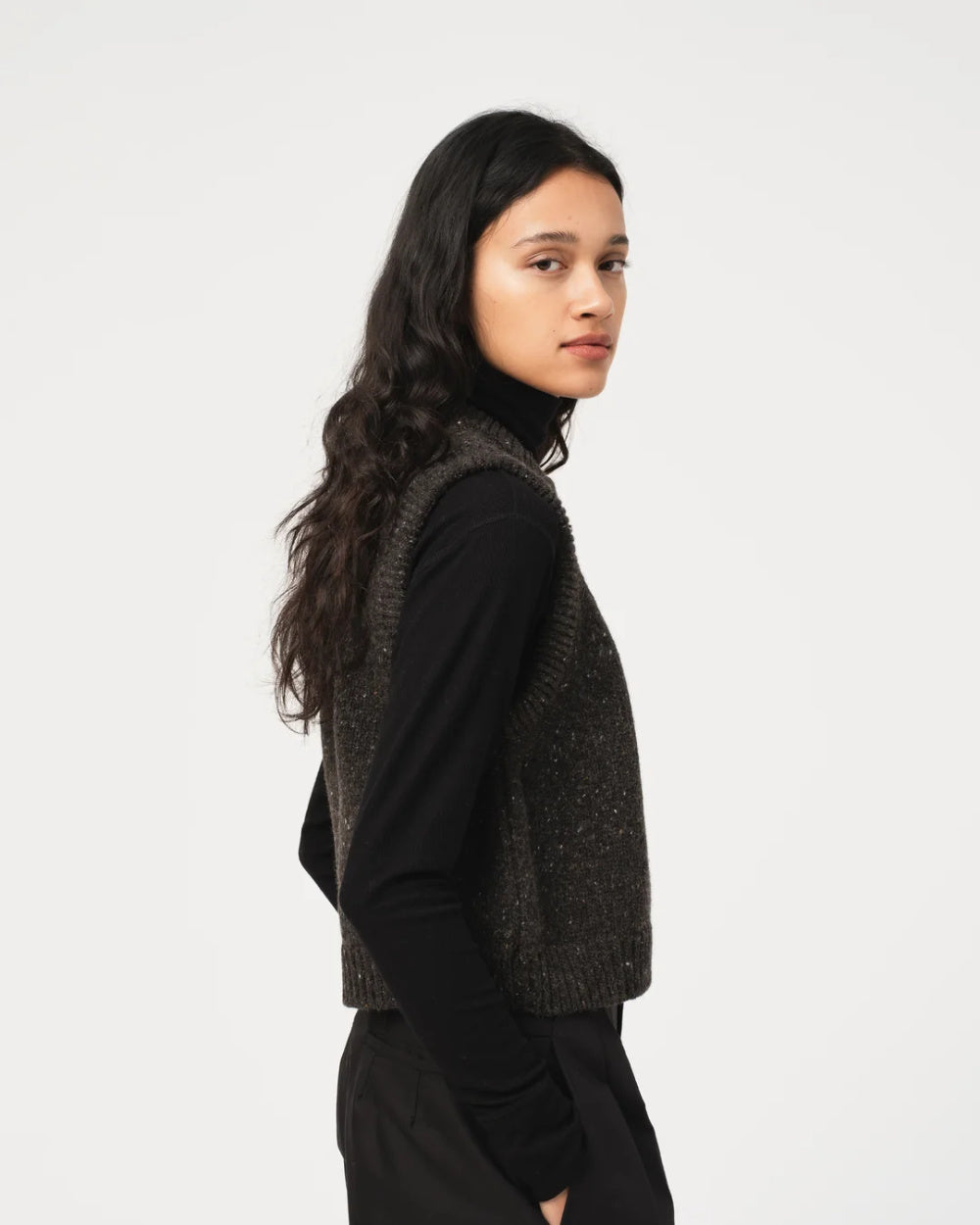 girls of dust welsh vest neppy wool asphalt
