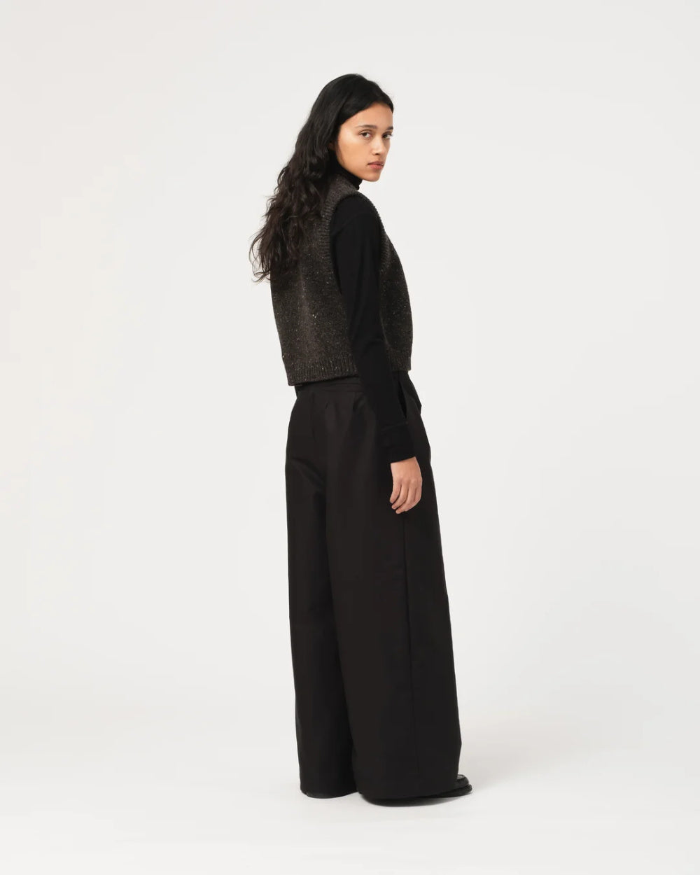 girls of dust welsh vest neppy wool asphalt