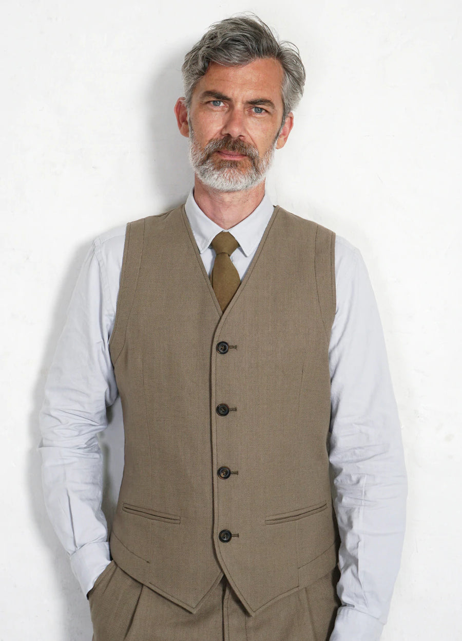 hansen daniel classic waistcoat bay leaf