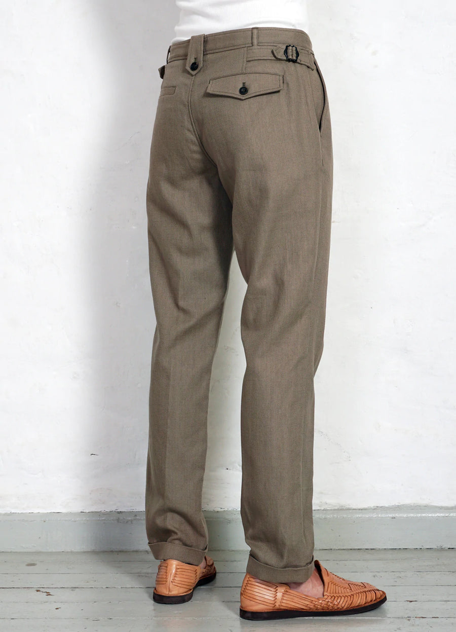 hansen finn side buckle regular trousers bay leaf