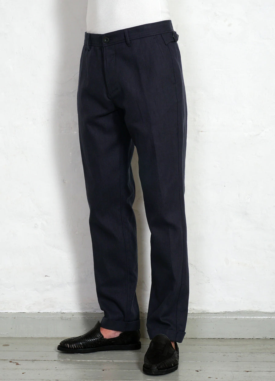 hansen finn side buckle regular trousers dark blue (LAST SIZE XLARGE)