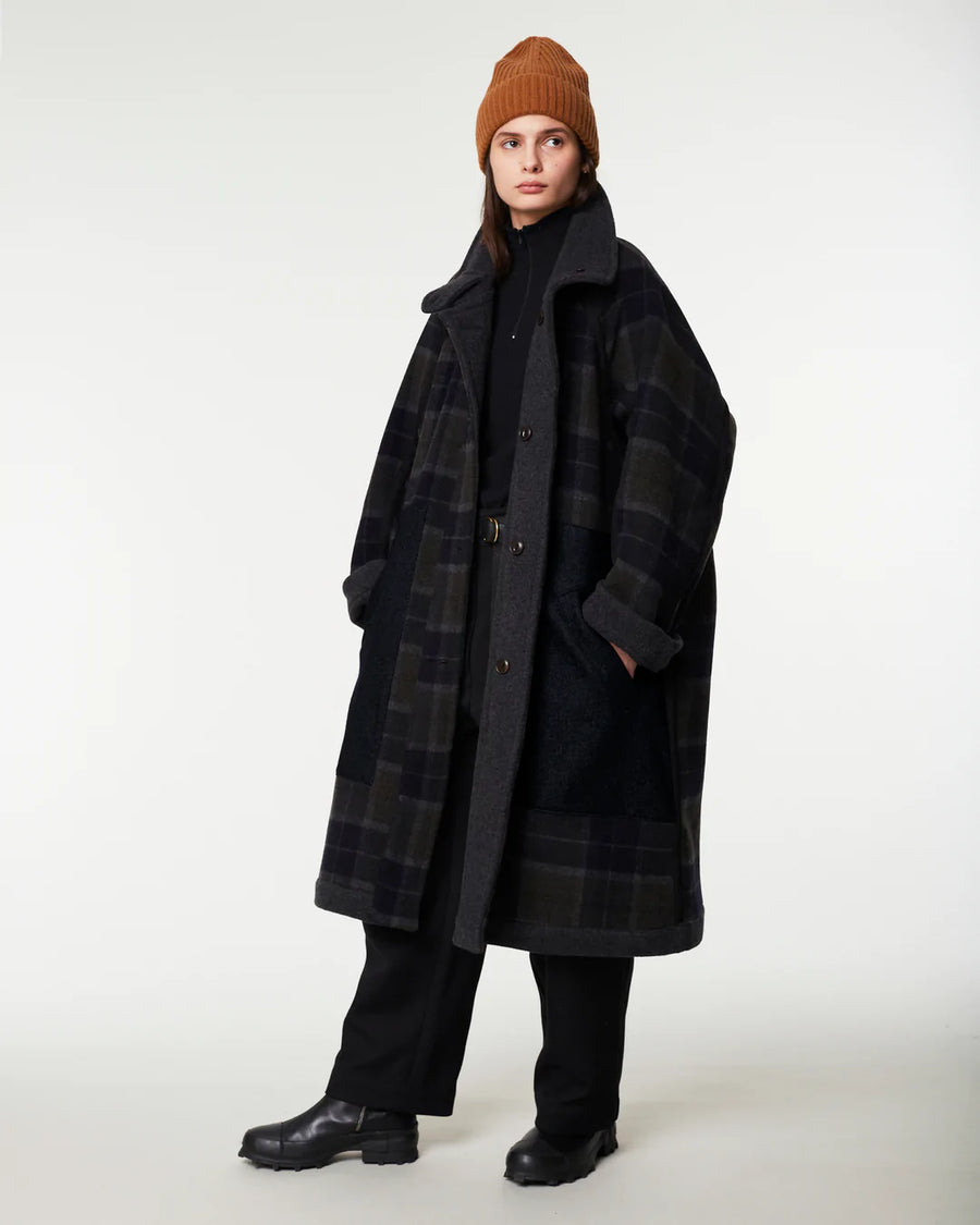 girls of dust army trench reversible caviar golf wool (LAST SIZE S/M)
